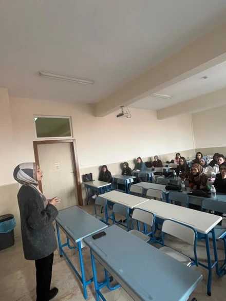 Dyt.Güzide Rümeysa ERDİM ile Mesleğe Giriş ve Deontoloji Dersi Kapsamında Söyleşi Etkinliği